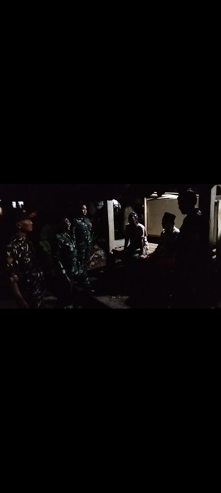 Koramil 07 Mandiraja melaksanakan Patroli malam bersama Banser