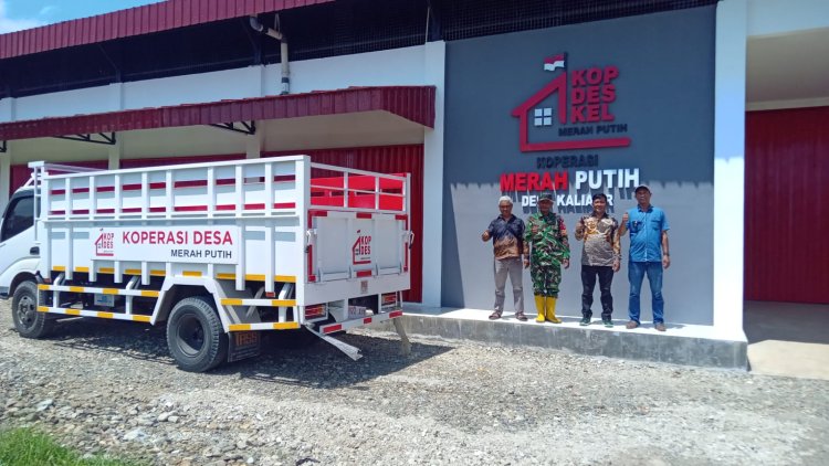 Babinsa Koramil 08 Purwanegara Awasi Pembangunan KDKMP di Desa Kaliajir