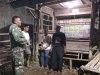 Battituud Koramil 02 Klampok Bersama Warga Masyarakat Melaksanakan Kegiatan Siskamling