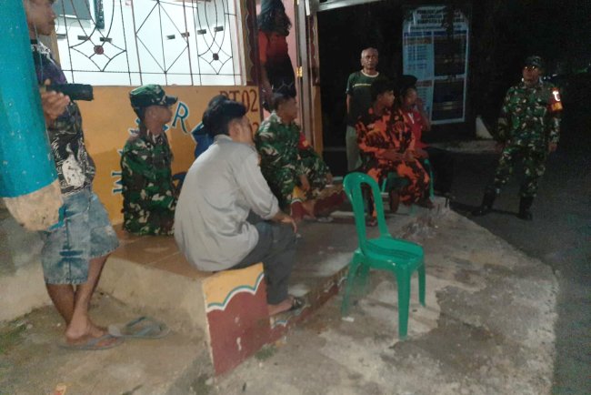 Koramil 03 Wanadadi Gelar Patroli Kolaborasi Bersama Pemuda PP dan Hansip di Desa Tapen