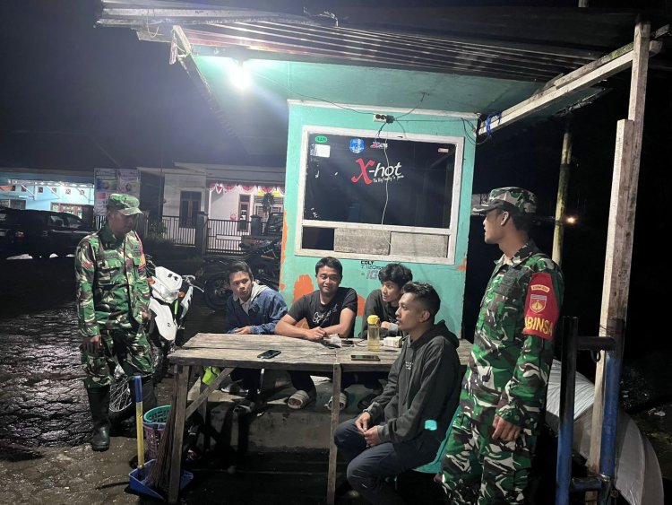 Patroli Malam Di Wilayah Binaan