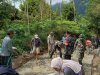 Danramil 06 Kalibening gotong royong bersama warga melaksanakan pembangunan Jalan Usaha Tani
