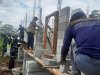 Koramil 03 Wanadadi Bersama Warga Gotong Royong Bangun Rumah