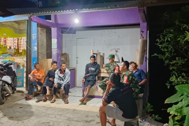 Koramil 09 Susukan Laksanakan Patroli Malam Tingkatkan Kamtibmas di wilayah Susukan