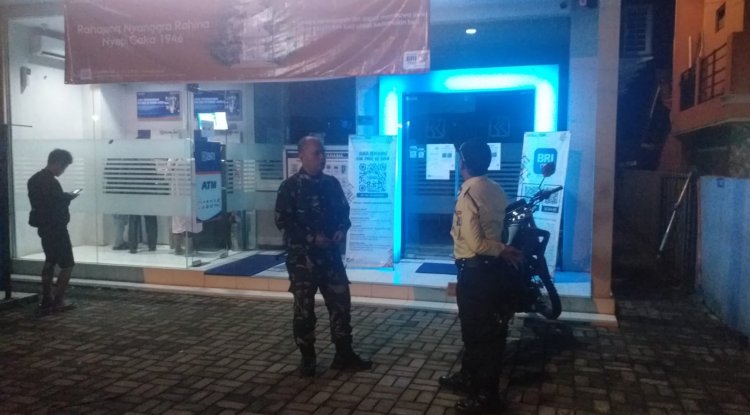 Babinsa Koramil 13 Banjarmangu Melaksanakan  Patroli Rutin Jaga Keamanan Wilayah