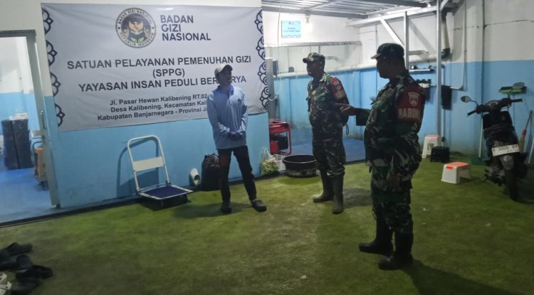 Babinsa Koramil 06/Kalibening Patroli Malam Cegah Gangguan Kamtibmas